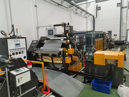 Клиент из Бангкока: Модернизация линии производства самоклеящейся  бутилкаучуковой мембраны